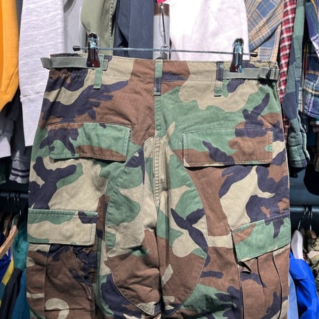 US ARMY CAMOUFLAGE CARGO PANT SMALL-REGULAR 29292