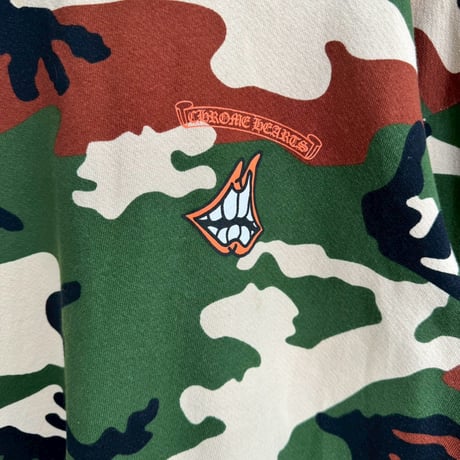 CHROME HEARTS 	× MATTY BOY CAUTION CREWNECK SWEAT CAMO XXL 36987