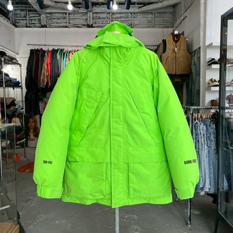 Supreme GORE-TEX 700-FILL DOWN PARKA LIME MEDIU