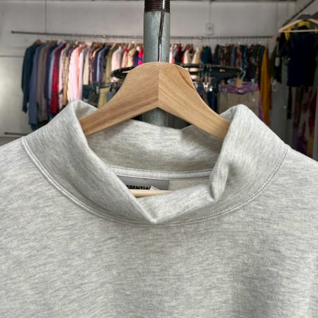 ESSENTIALS PULLOVER MOCKNECK SWEATSHIRT OATMEAL SMALL 74285