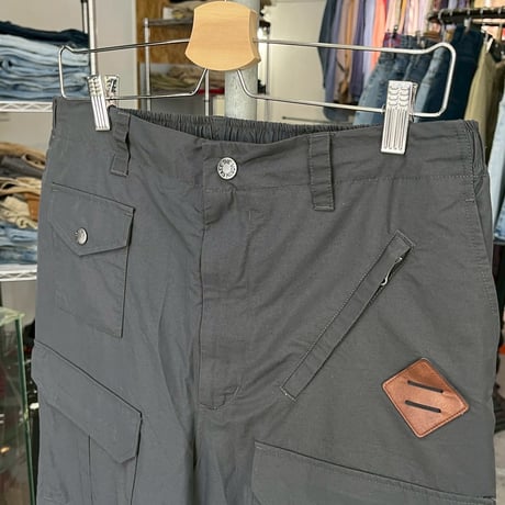 THE NORTH FACE × INVINCIBLE MOUNTAIN POCKET PANT NF0A83OE ASPHALTGREY ASIA LARGE 17546