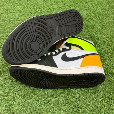 NIKE AIR JORDAN 1 RETRO HIGH OG VOLT 555088-118 26㎝ 74306