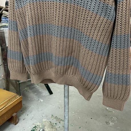 Supreme	LOOSE GAUGE STRIPE SMALL SWEATER KHAKI MEDIUM 98388