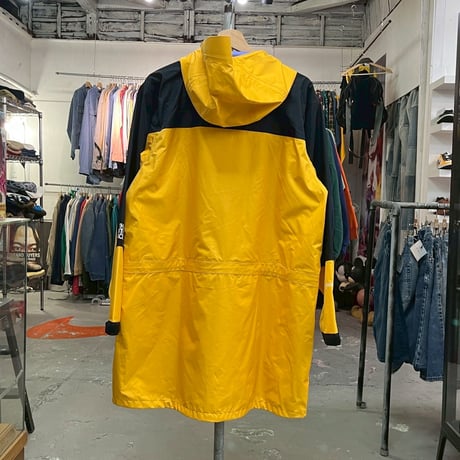 THE NORTH FACE MOUNTAIN RAINTEX COAT YELLOW MEDIUM NP11940 62590