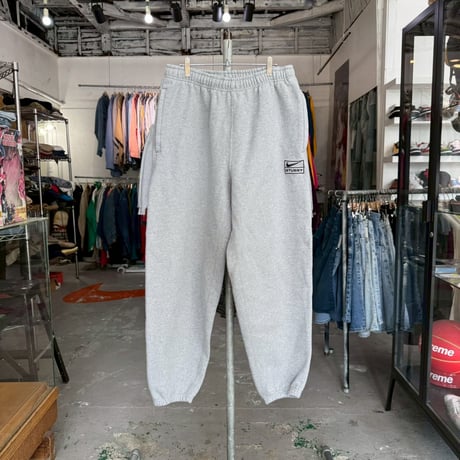 NIKE × STUSSY SWEAT PANT DO9340-063 GREY MEDIUM 76716