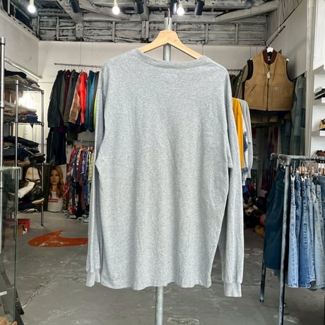BUDSPOOL 舐達磨 EMBROIDERY LS TEE GREY LARGE 37000
