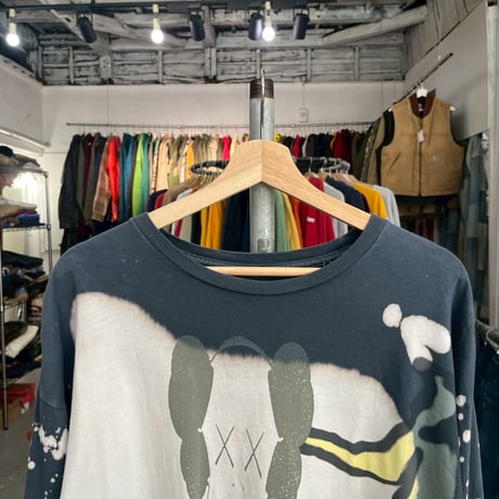 TRAVIS SCOTT × FRAGMENT × KAWS LS TEE BREACHGREY XL 76699