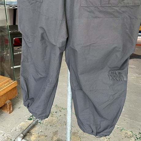 THE NORTH FACE × INVINCIBLE MOUNTAIN POCKET PANT NF0A83OE ASPHALTGREY ASIA LARGE 17546