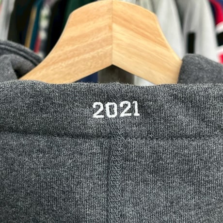 Supreme 21AW BOX LOGO HOODED SWEATSHIRT CHARCOAL MEDIUM 46538