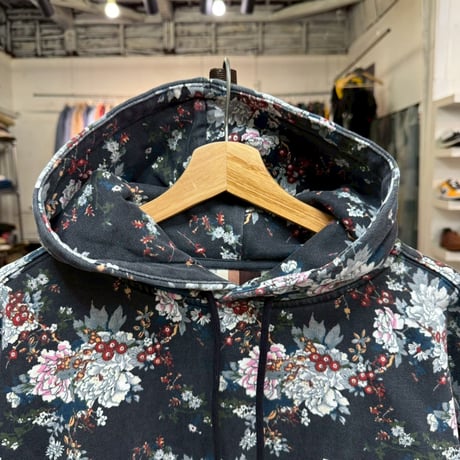 KITH FLORAL WILLIAMS III HOODIE NAVY MULTI MEDIUM 17606