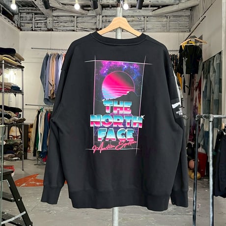 THE NORTH FACE × INVINCIBLE PRINTED GRAPHIC CREW SWEATSHIRT NF0A7QVT BLACK ASIA XL 17544