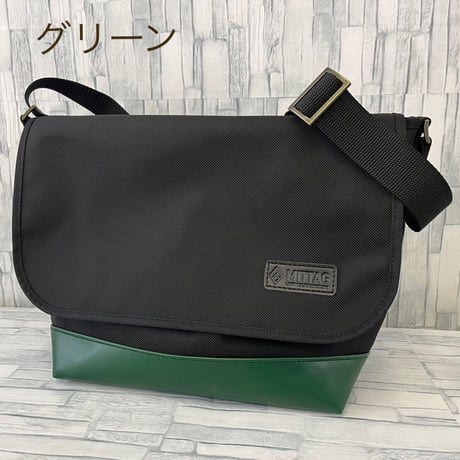 メッセンジャーバッグ(大)