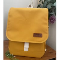 倉敷帆布のフラップリュック　マスタード