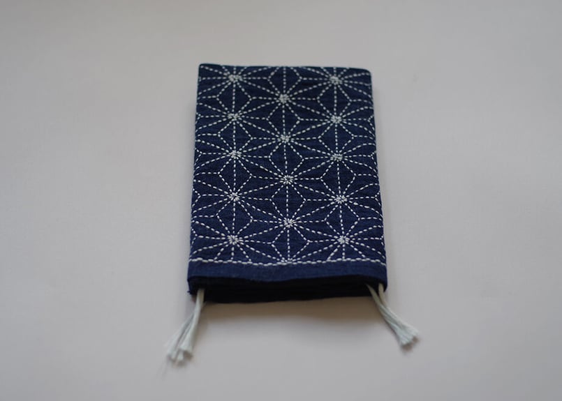 本藍染の刺し子ふきん（麻の葉） | 種