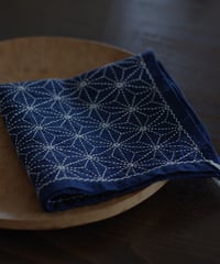 本藍染の刺し子ふきん（二重柿の花） | 種