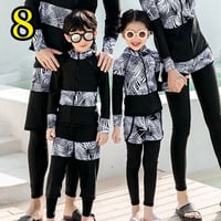 白リーフ柄ラッシュガード　男の子女の子☺︎500
