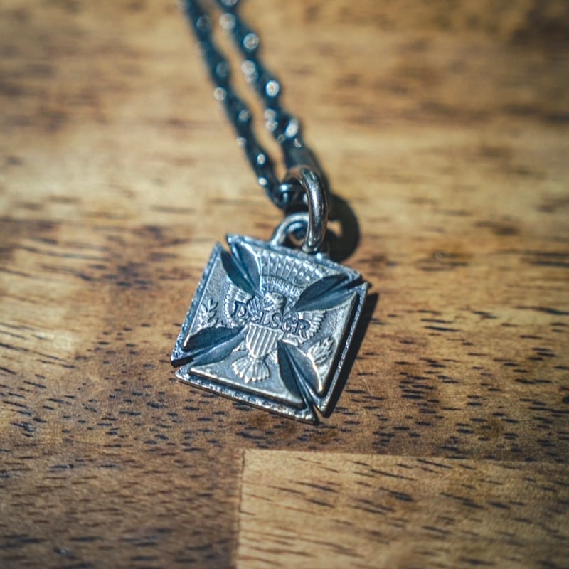 OLD COIN IRONCROSS PENDANT | DAZZLESUGAR OLD COIN IRONCROSS PENDANT | DAZZLESUGAR