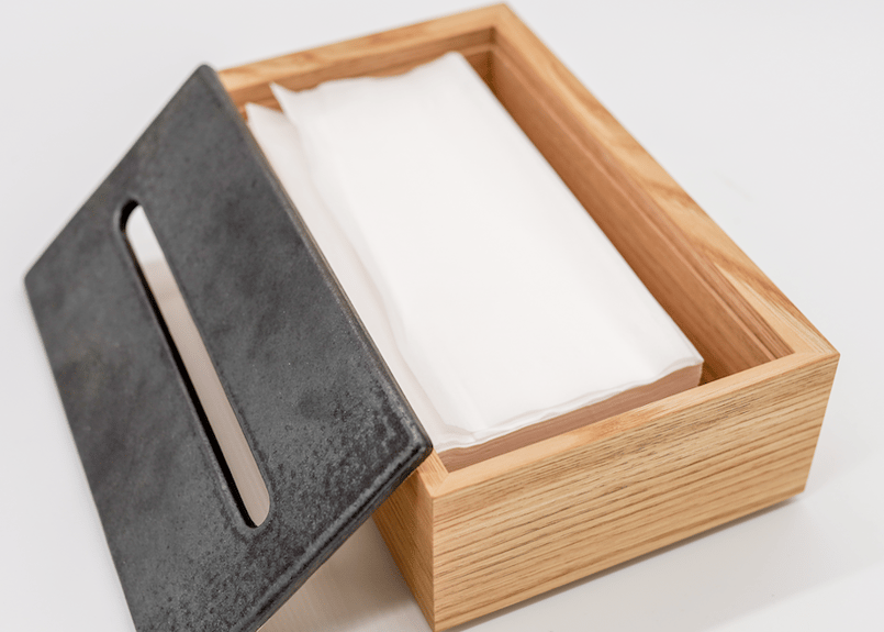 石州瓦とクリの木のティッシュボックス | iyasaka
