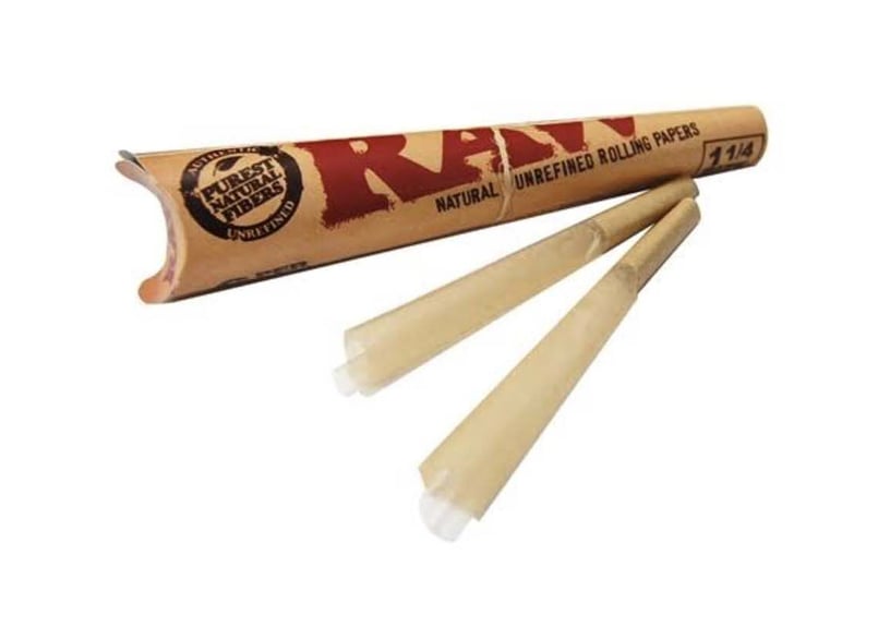 RAWコーンクラシック1-1/4サイズ 150パック ジョイント 巻紙 紙巻 Amazon.com: RAW Cones Classic 1-1/4 Size - 150 Pack - Slow