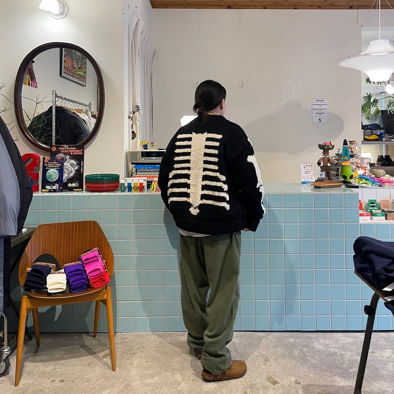 MacMahon Knitting Mills / Knit MA-1 BONE | FLUTTER