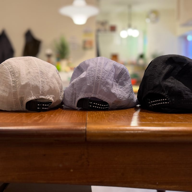 COMFORTABLE REASON / Paper Rip Shade Cap | FLUTTER