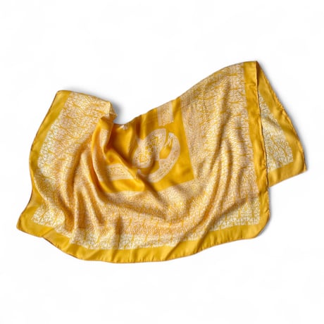 rajabrooke / WAU FUJITATE SCARF
