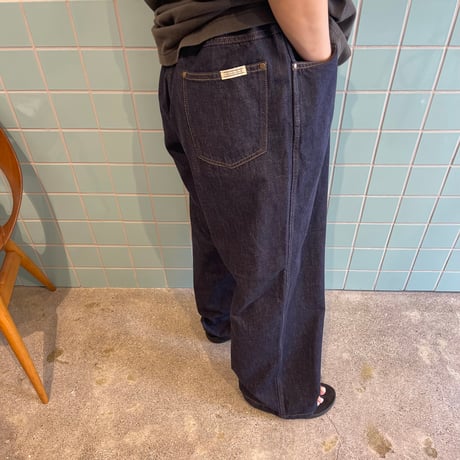 COMFORTABLE REASON / Reactive Dyed Denim