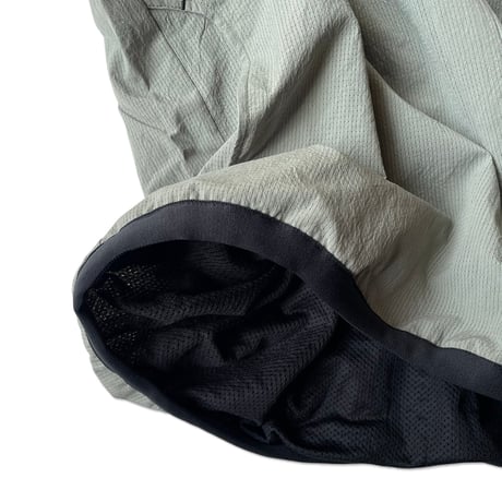 rajabrooke / BERGUNA OCTA PULLOVER