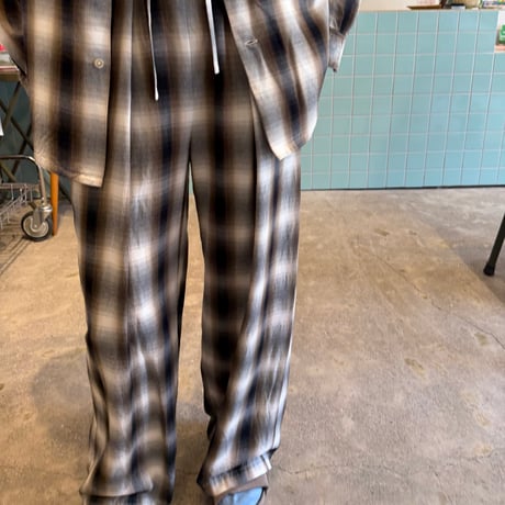 PHEENY / Rayon ombre check gathered pant