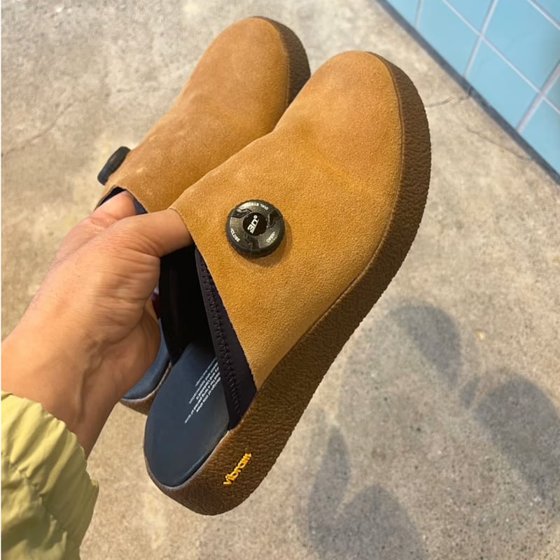 pg / EMPTY | FLUTTER