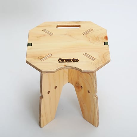 Peregrine Design Factory / RABBIT STAND