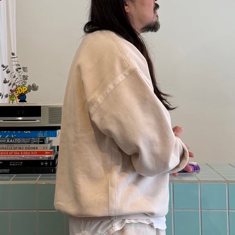 ZEPTEPI / Crewneck Sweat / Vector