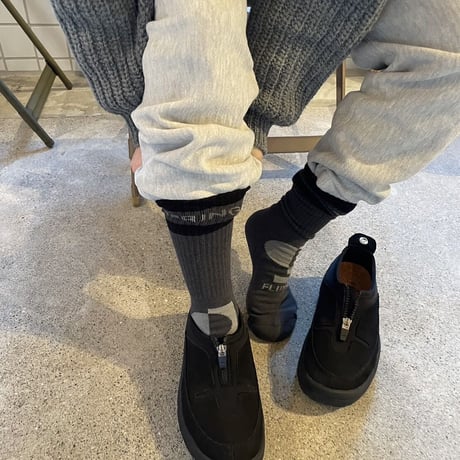 FLUTTER / FRONT MARK CREW SOCKS