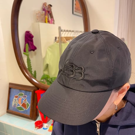 garbage / PRE CURVE BRIM 6 PANEL CAP (4:33)