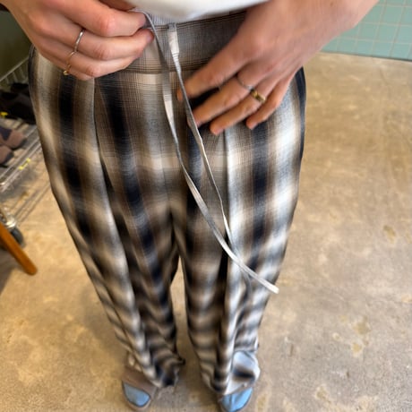 PHEENY / Rayon ombre check gathered pant