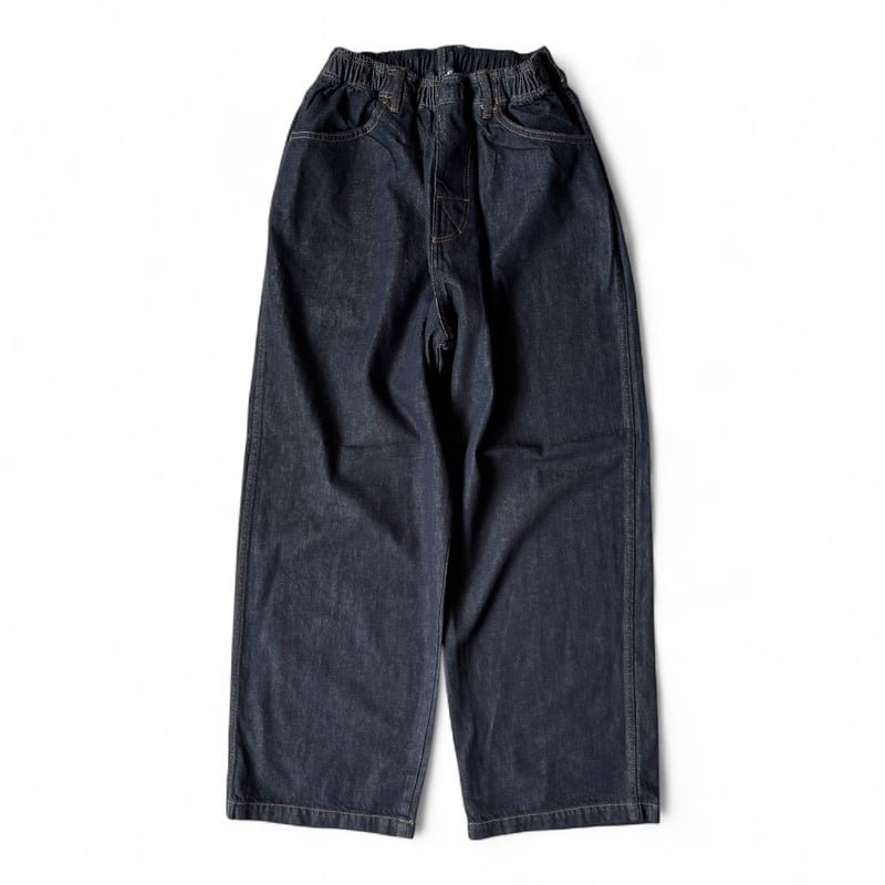 COMFORTABLE REASON / Reactive Dyed Denim | FLUTTER