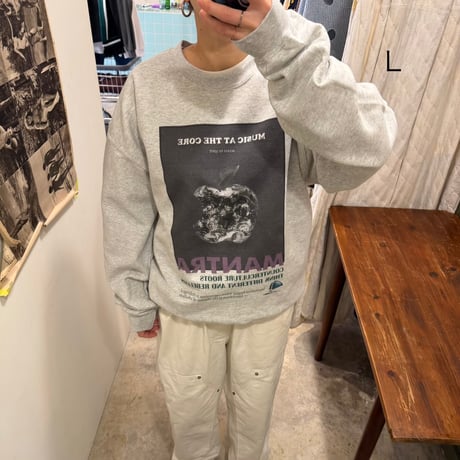 FLUTTER / MANTRA SWEAT-SHIRT