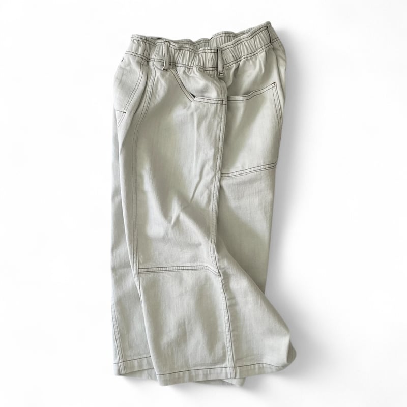 COMFORTABLE REASON / Denim Baggy Shorts | FLUTTER