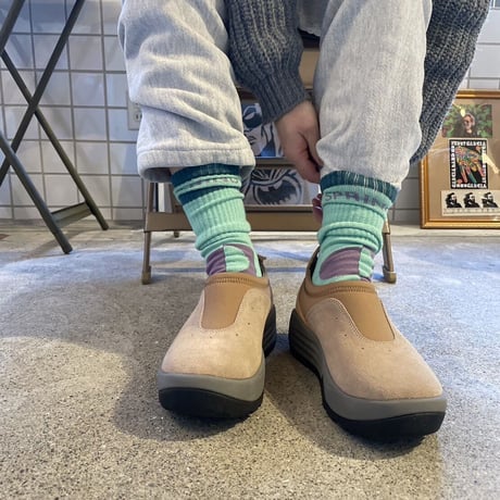 FLUTTER / FRONT MARK CREW SOCKS