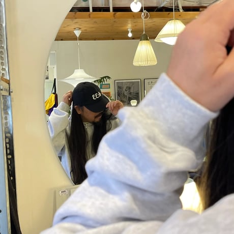 garbage / PRE CURVE BRIM 6 PANEL CAP (4:33)