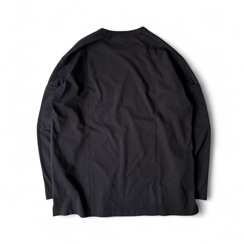 rajabrooke × tone / ARM POCKET L/S TEE | FLUTTER