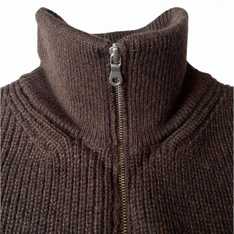 COMFORTABLE REASON / Harf Zip Knit