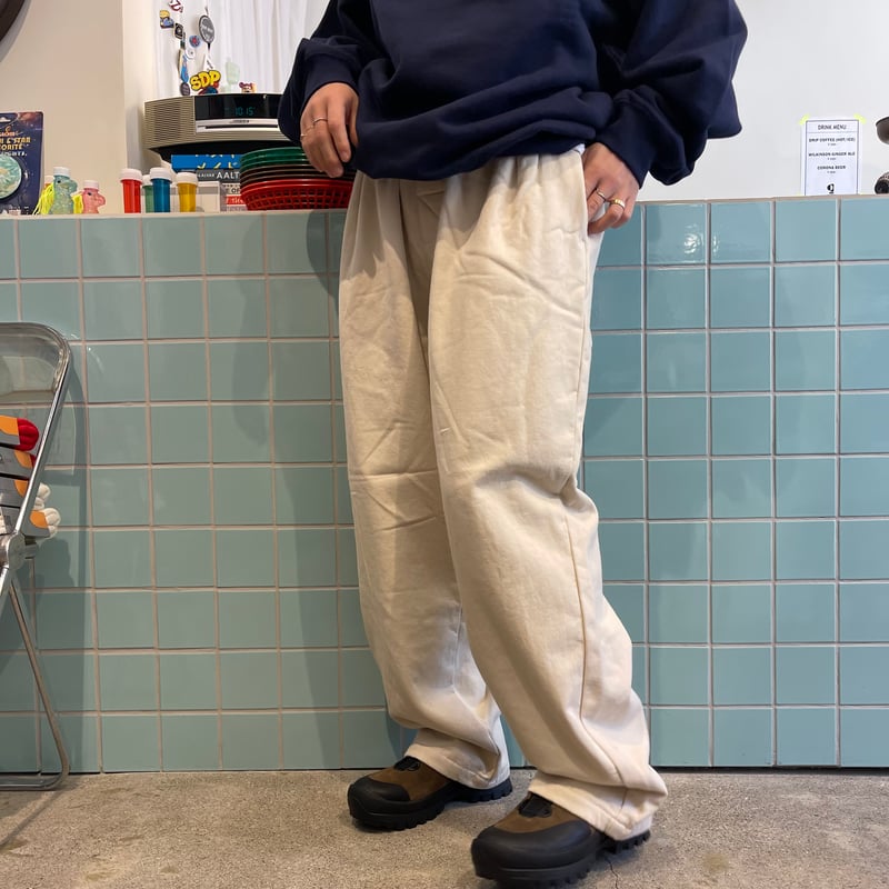 COMFORTABLE REASON / Fleece Back Slacks | FLUTTER