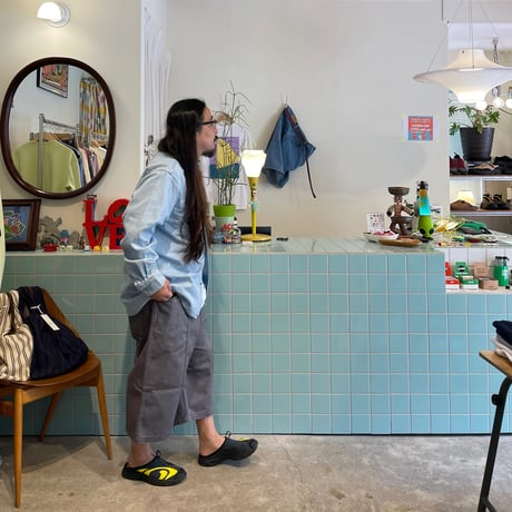 COMFORTABLE REASON / Denim Baggy Shorts