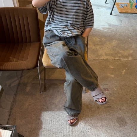 COMFORTABLE REASON / Fade Straight Denim
