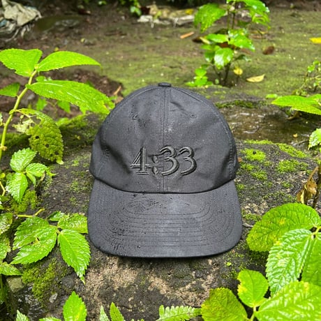 garbage / PRE CURVE BRIM 6 PANEL CAP (4:33)