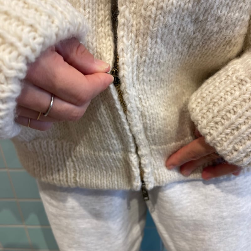 MacMahon Knitting Mills / Knit MA-1 3D BONE | F