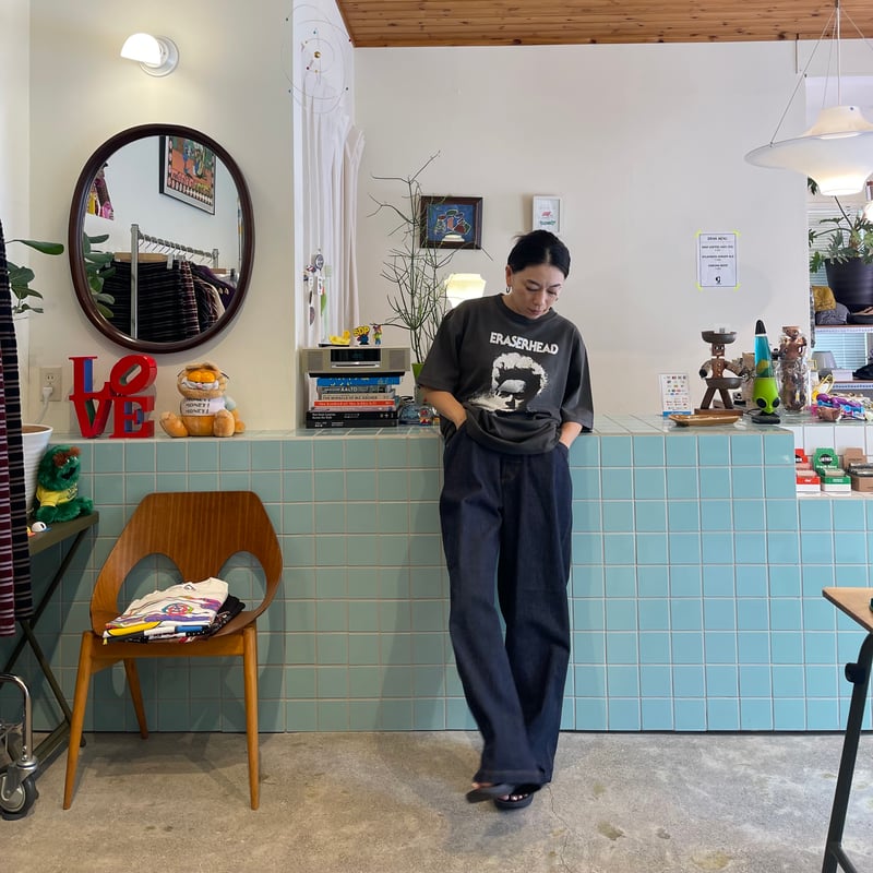 COMFORTABLE REASON / Reactive Dyed Denim | FLUTTER