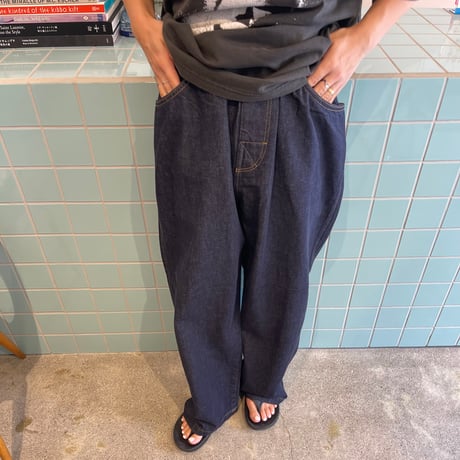 COMFORTABLE REASON / Reactive Dyed Denim