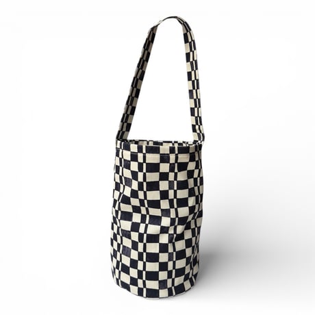 PHEENY / Checkered Bucket Tote Bag